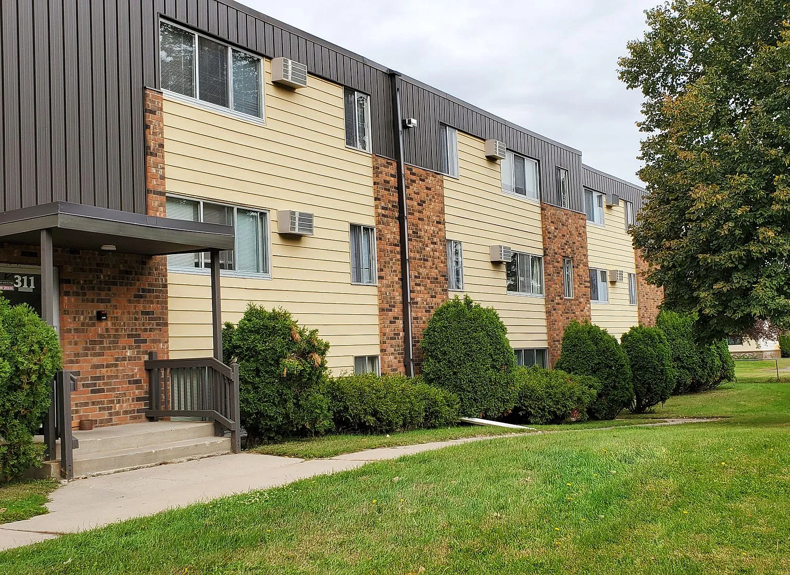 Atwell Grove 401/311 — Photo 1