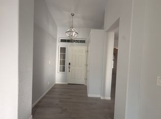 529 Fairmont Dr, Los Banos, CA 93635