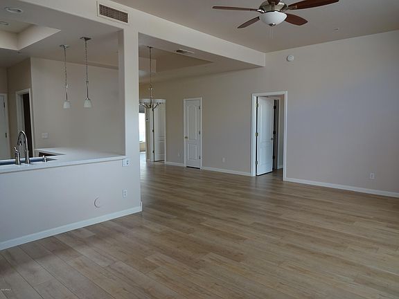 5th image of 11442 E Altadena Ave