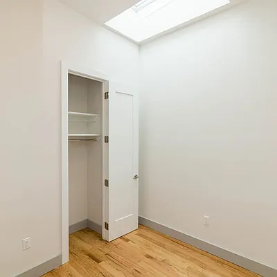 Rented by Nooklyn NYC LLC | media 20
