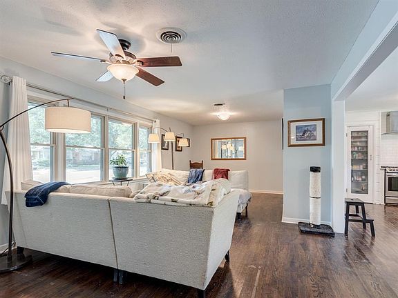 5th image of 3604 Scranton Dr