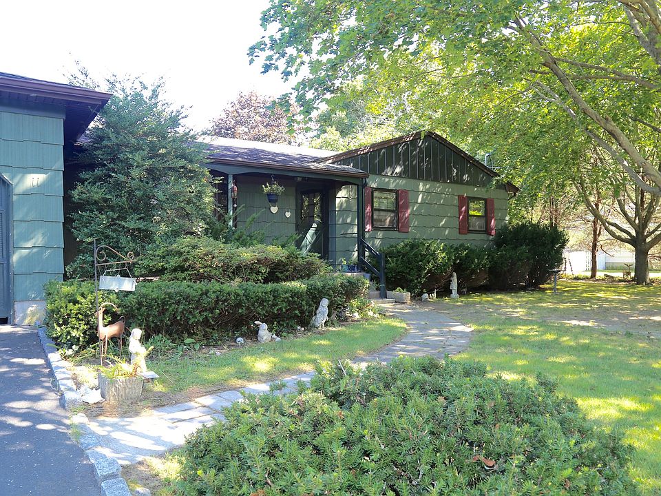 1st image of 11 Sunset Ave