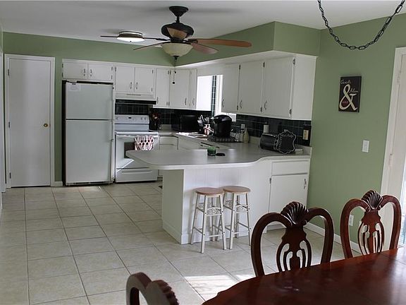 2nd image of 316 Magnolia Ave