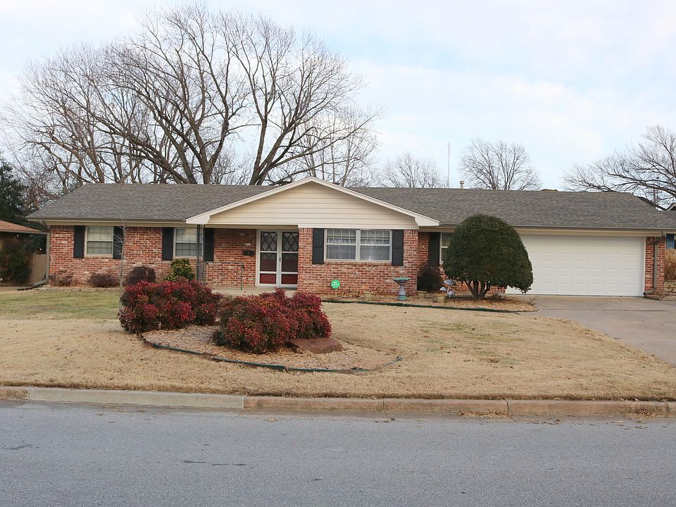 Full brick home w/new roof 