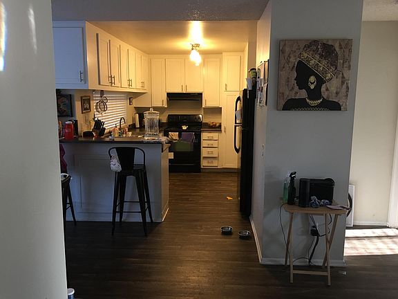 5th image of 2700 Chatham St APT 208