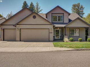13425 SE Warren Ct, Clackamas, OR 97015