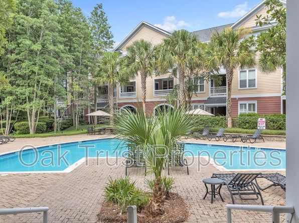 100 Bucksley Ln Unit 104