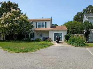 623 McLaw Dr, Newport News, VA 23608