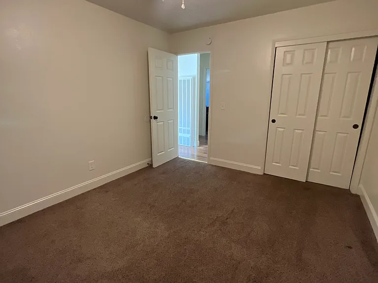 502 Pine St #C — Photo 9