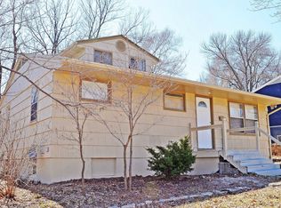 7911 E 48th St, Kansas City, MO 64129