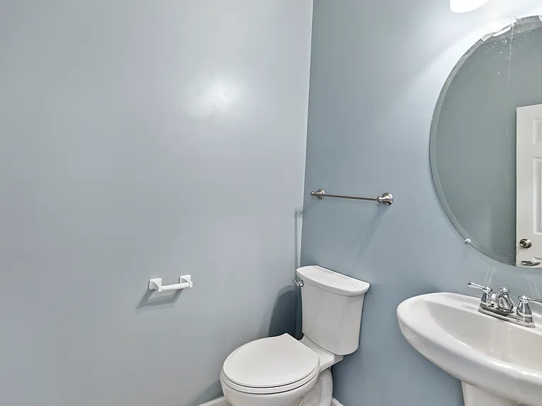 33 Tahoe Dr — Photo 17