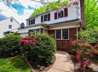 1217 W Laurelton Pkwy, Teaneck, NJ 07666