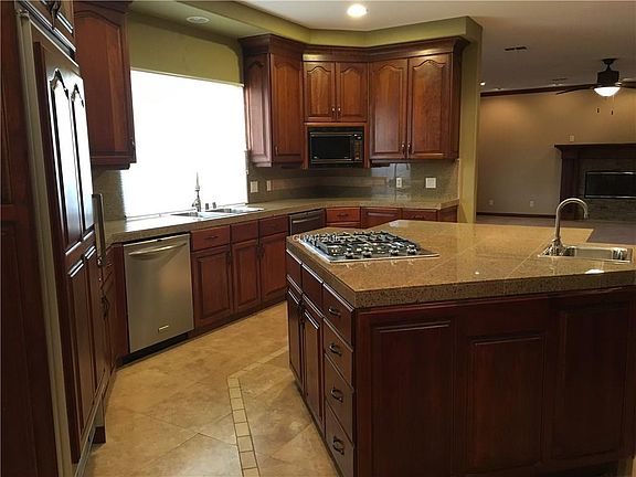 4th image of 3170 Appleblossom Cir