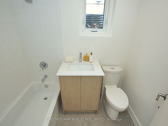4th image of 1450 Avenue Rd #1
