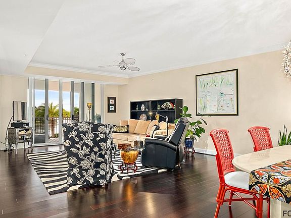 4th image of 102 Yacht Harbor Dr Unit 268