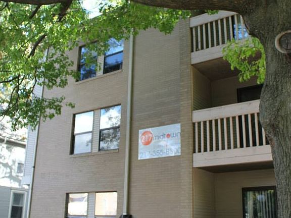 2nd image of 807 W Oregon St APT 104