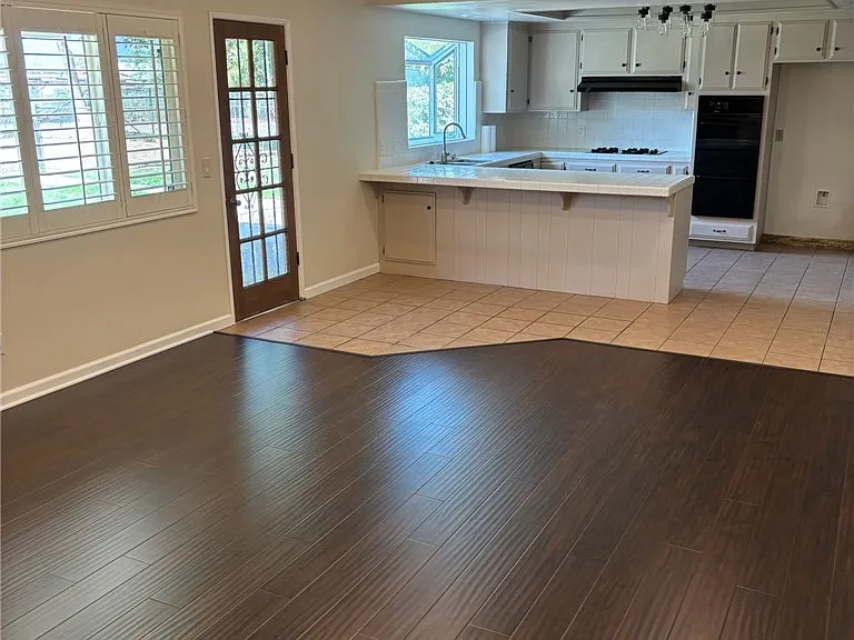 1192 Man O War Dr — Photo 25