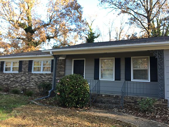 2nd image of 3126 Green Grove Ln NE