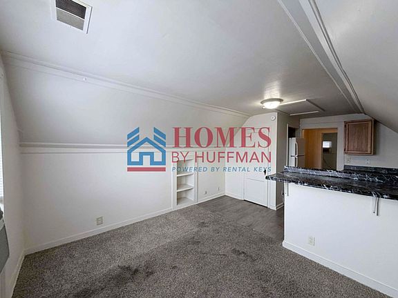 5th image of 202 E Missouri St #B