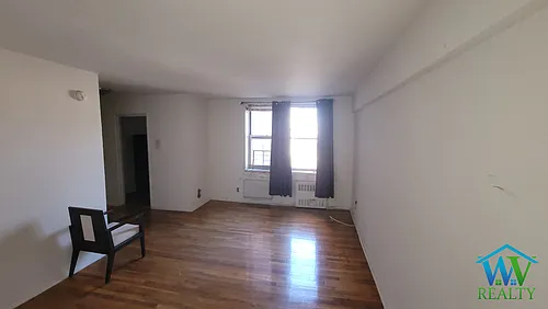 2170 University Ave Photo 1