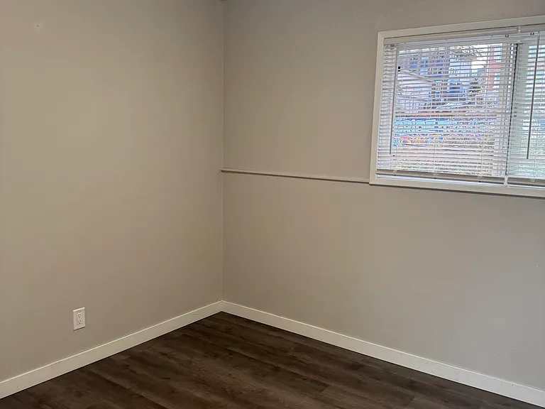4640 22nd Ave NE #11 — Photo 8