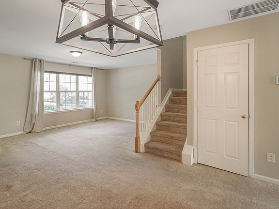5th image of 1759 Hidden Creek Dr