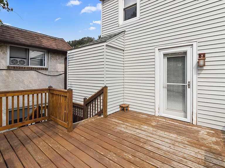437 Ford St — Photo 15