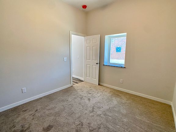 5th image of 423 Adams Ave #4