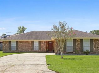 143 W Heather Dr, Luling, LA 70070