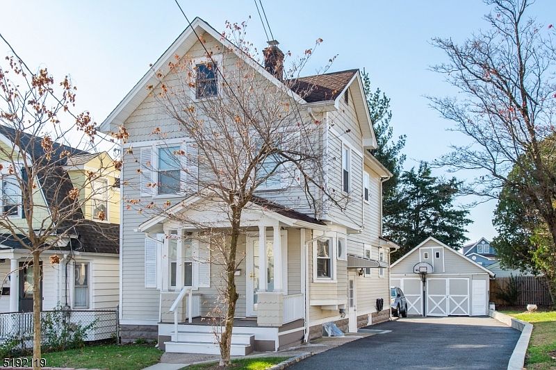 1st image of 38 Elm St
