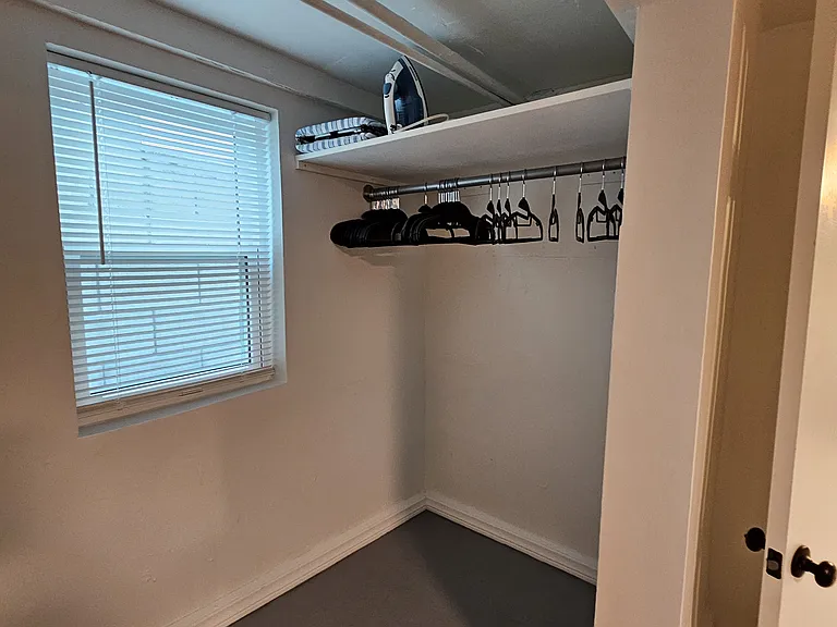 3911 Woolwine Dr #B — Photo 15