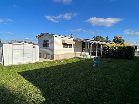 3rd image of 6258 Virginia City Ln