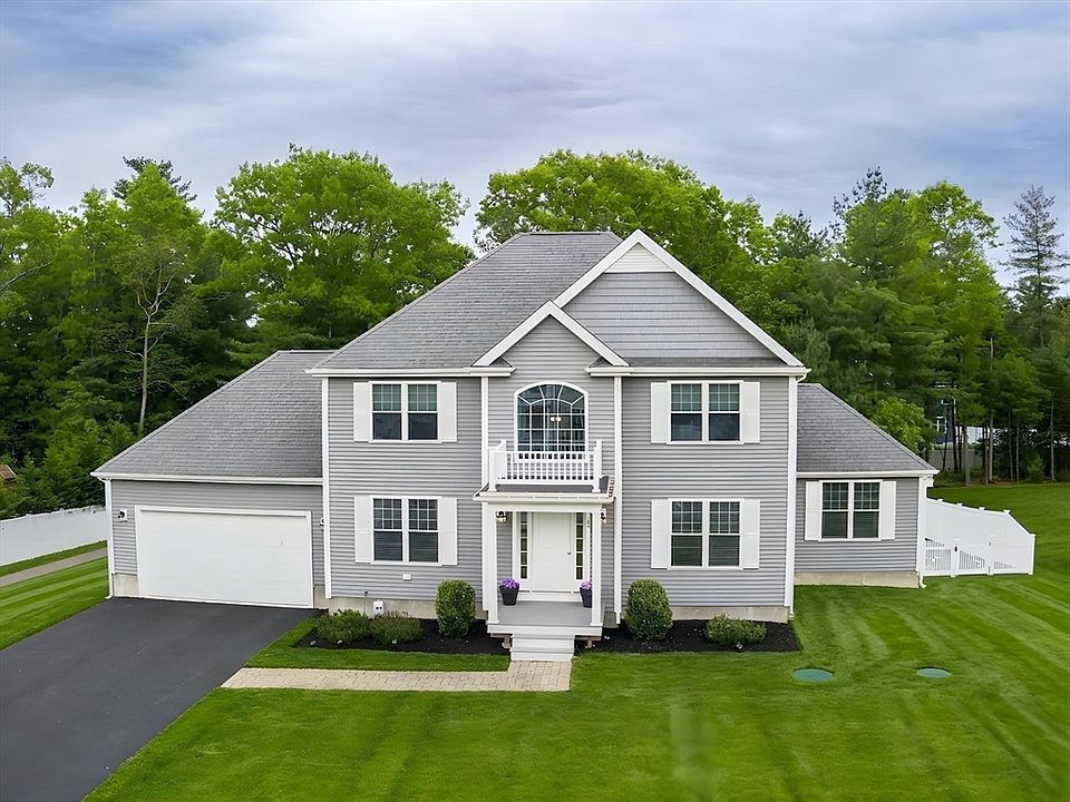 1st image of 36 Waterford Cir
