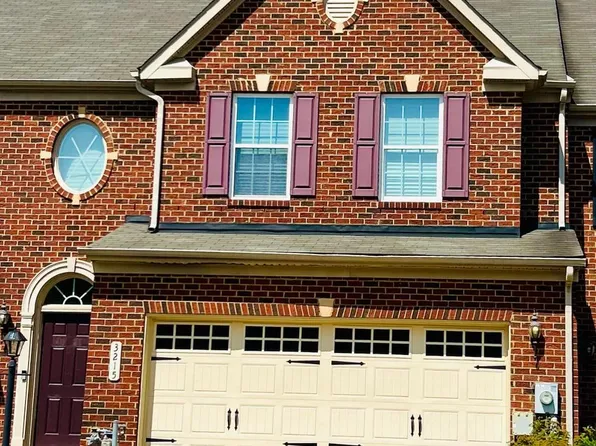 3215 Shadow Park Ln, Waldorf, MD 20603