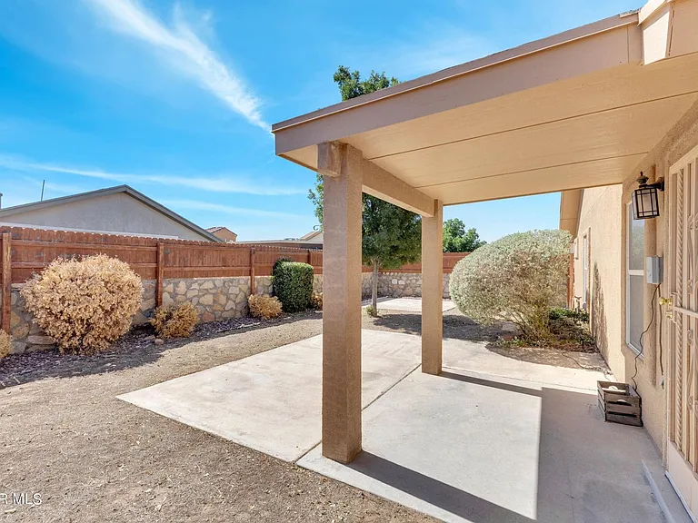 2924 Pino Blanco Pl — Photo 11