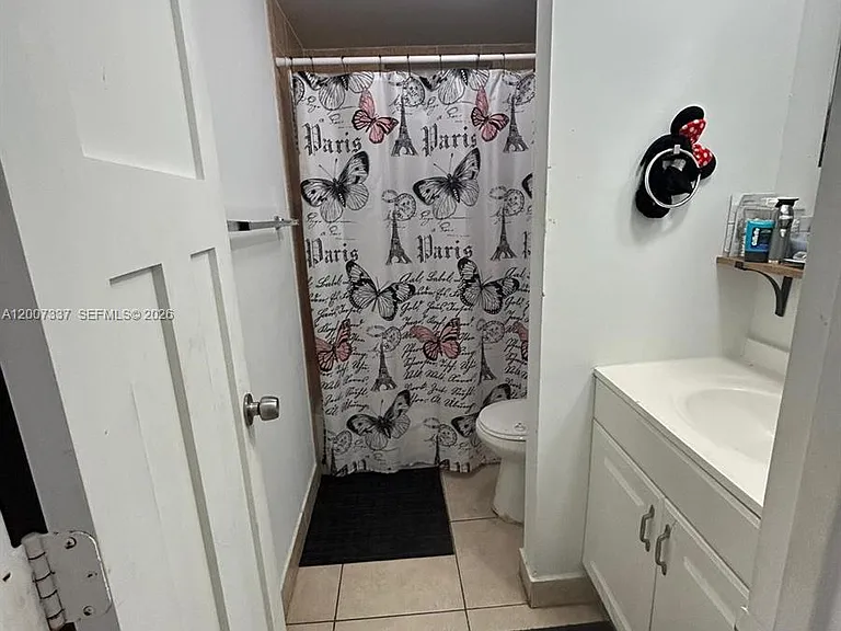 1100 NE 1st Ct #104 — Photo 3