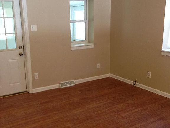 5th image of 756 Larch Ave