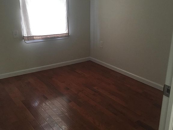 4th image of 7428 64th St #1