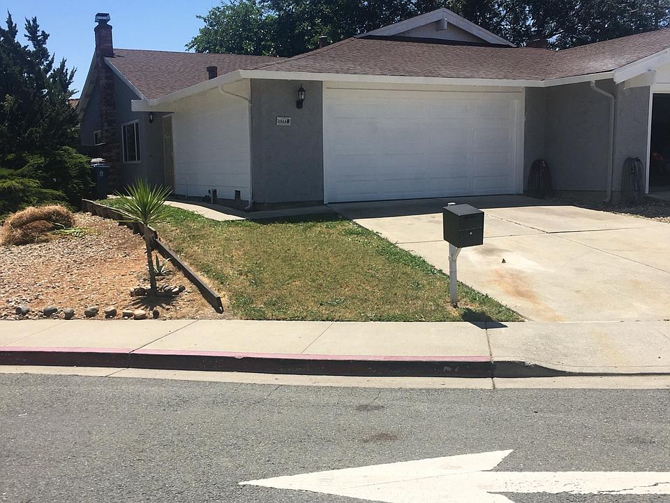 1st image of 2513 Jenifer Ct #B