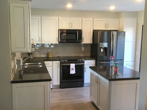 lots of cabinet space