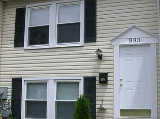 983 Top View Dr, Edgewood, MD 21040