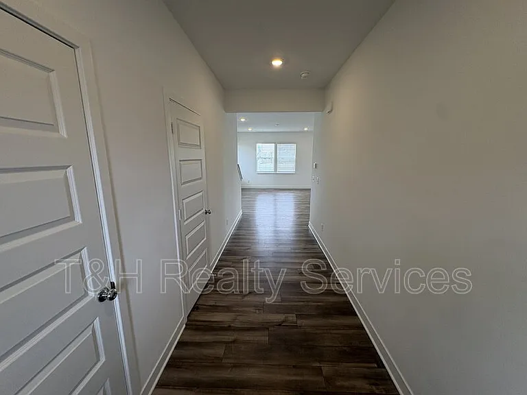 6831 Orchard Run Cir — Photo 21