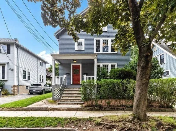 26 Alma Ave #2, Belmont, MA 02478