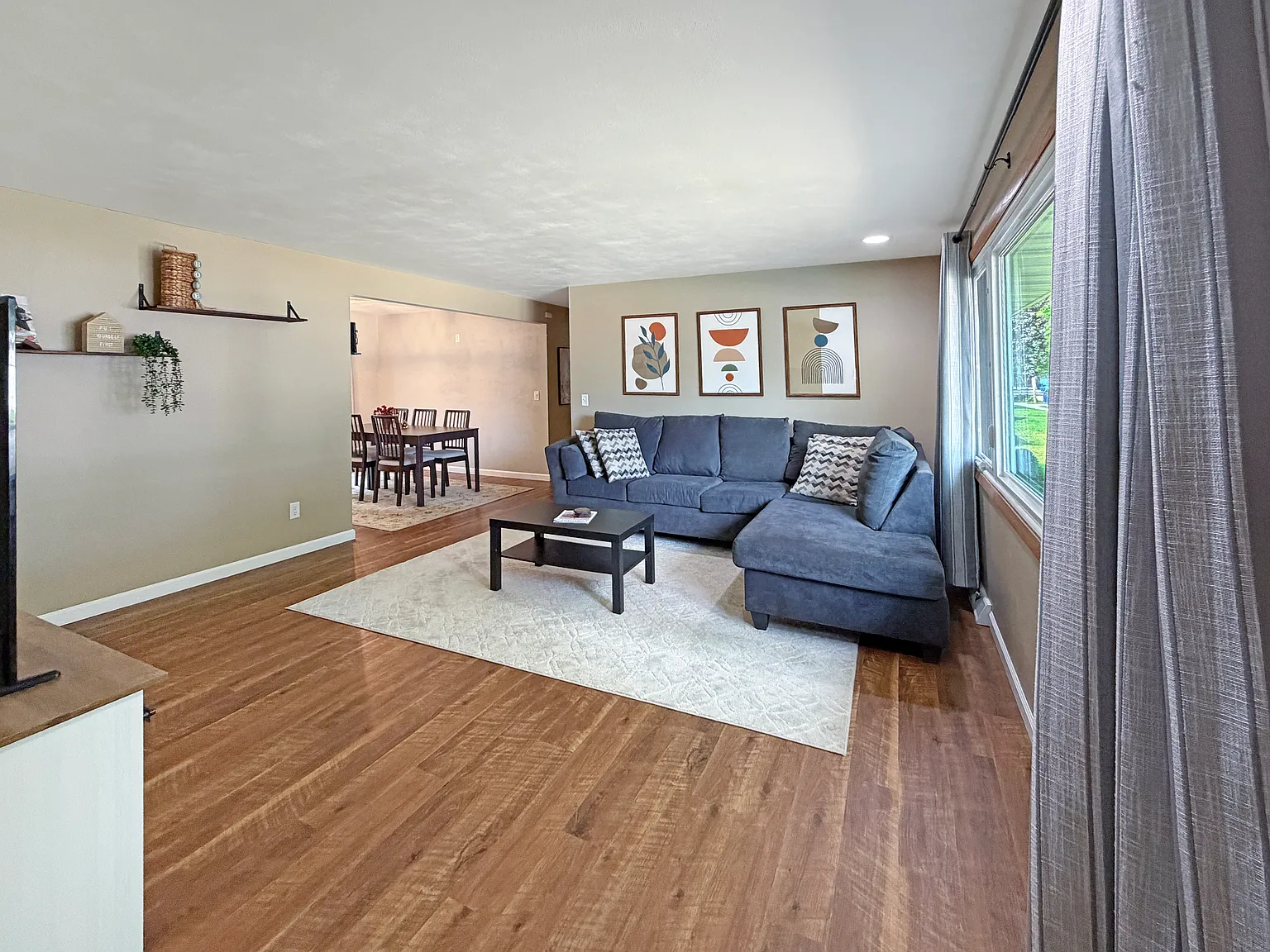 3 bed, 1814 sqft, $3,500 — Photo 3