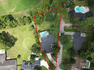 514 S Shadowbend Ave, Friendswood, TX 77546