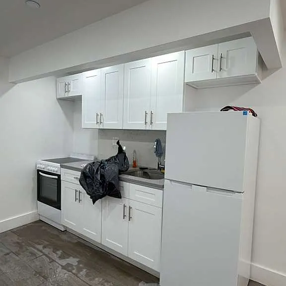 1678 Grand Ave — Photo 1