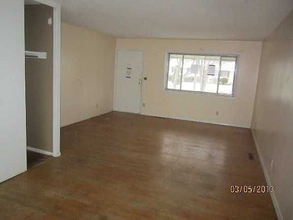 3rd image of 1281 Shanley Dr