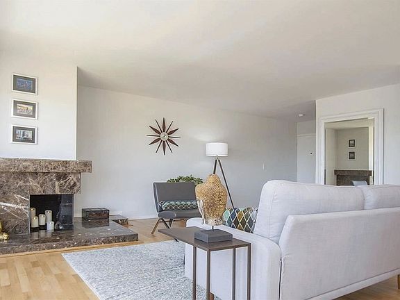 5th image of 655 Corbett Ave #205