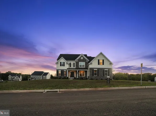 409 Longview Dr, Collegeville, PA 19426