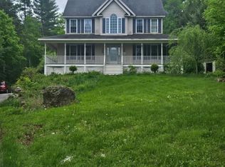 18 Prospect Rd, Deerfield, NH 03037